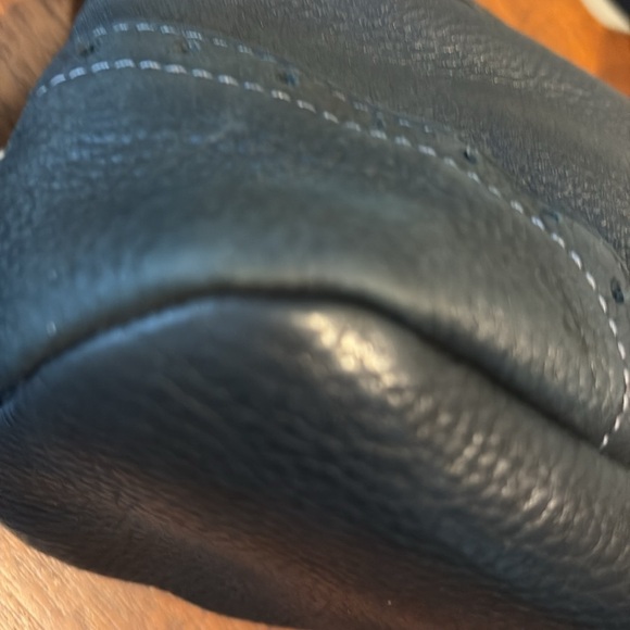 Charter club Mini shoulder bag EUC handbag pebbled leather black tooling silv - Picture 9 of 17